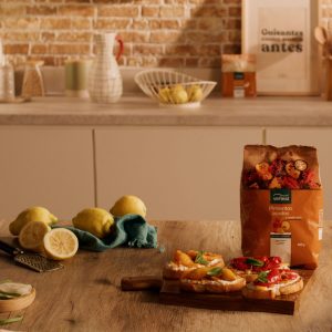 Receta de Tostas con pimientos asados de Verleal